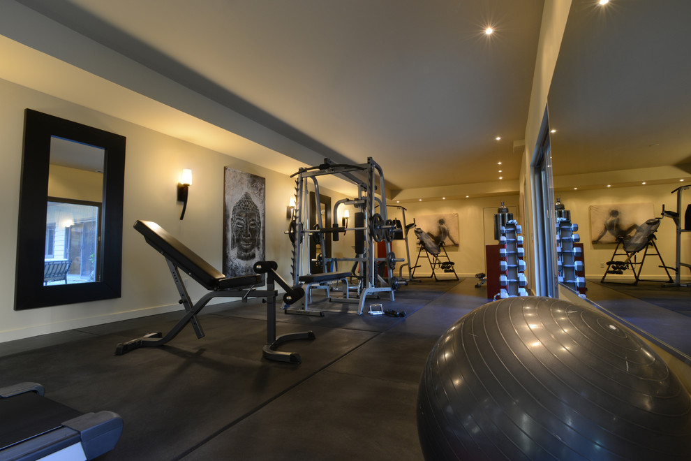 Inspiration for an expansive contemporary home gym in Wilmington.