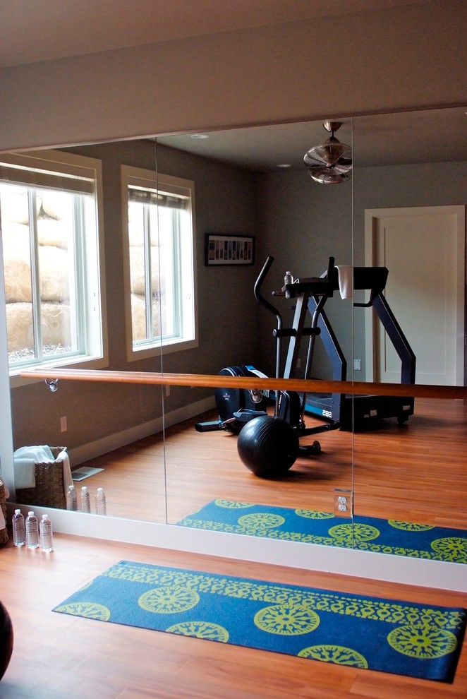 Example of a trendy home gym design in Salt Lake City