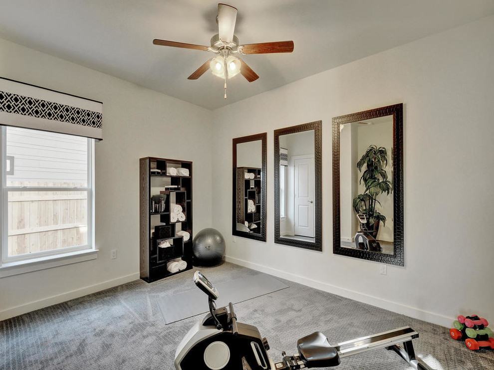 Example of a trendy home gym design in Jacksonville