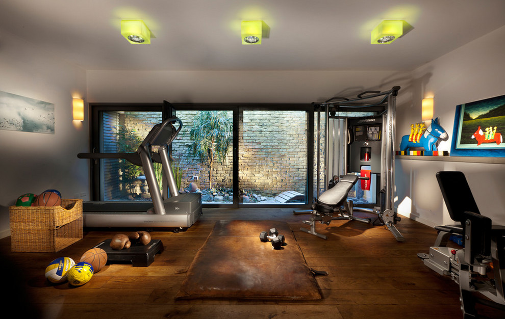 This is an example of an industrial home gym in Los Angeles.