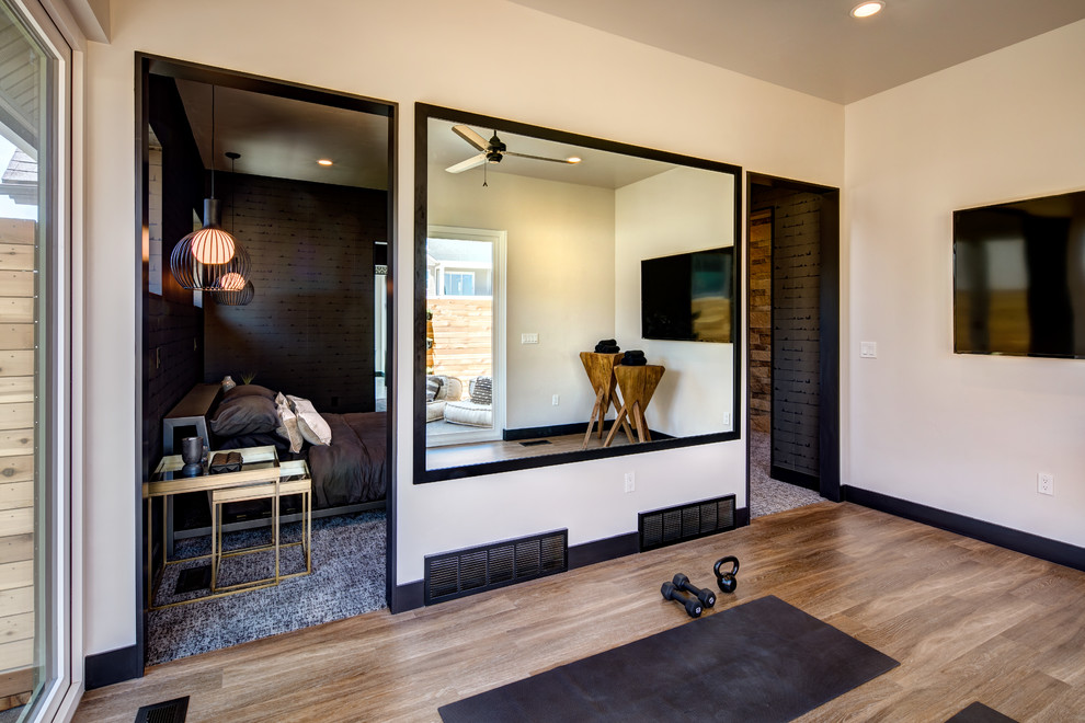 Design ideas for a traditional home gym in Salt Lake City.