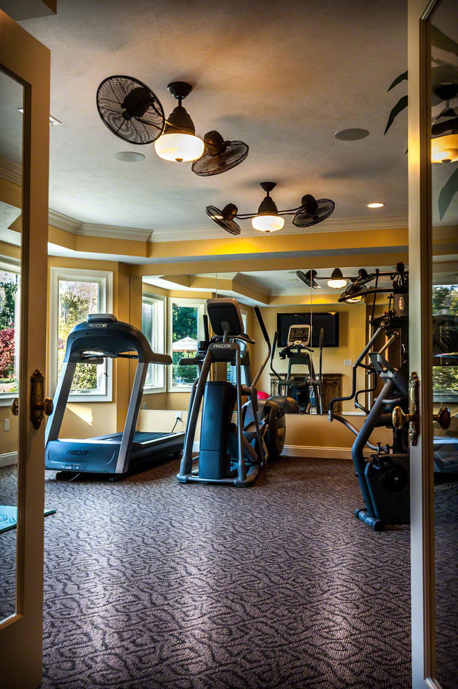 Multiuse home gym - eclectic carpeted multiuse home gym idea in Cleveland with yellow walls