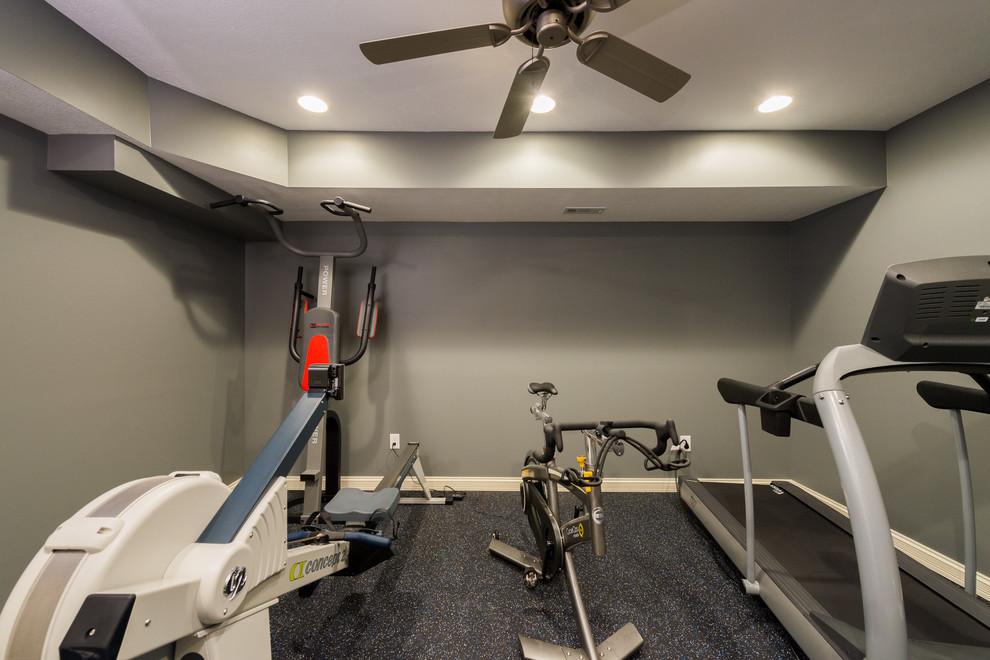 Photo of a classic home gym in Indianapolis.