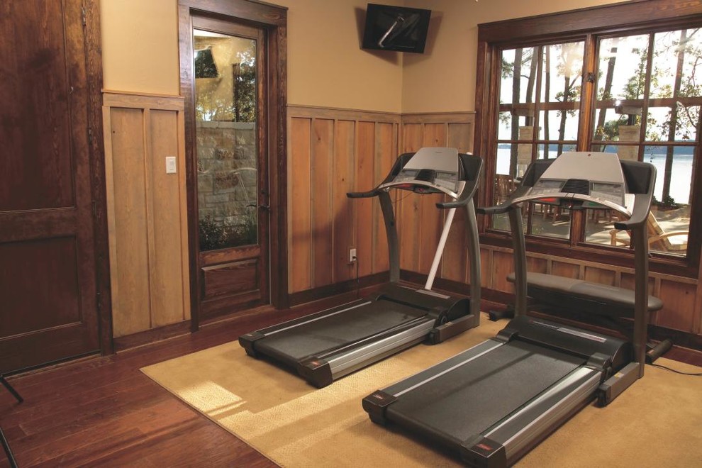 Inspiration for a rustic home gym remodel in Oklahoma City