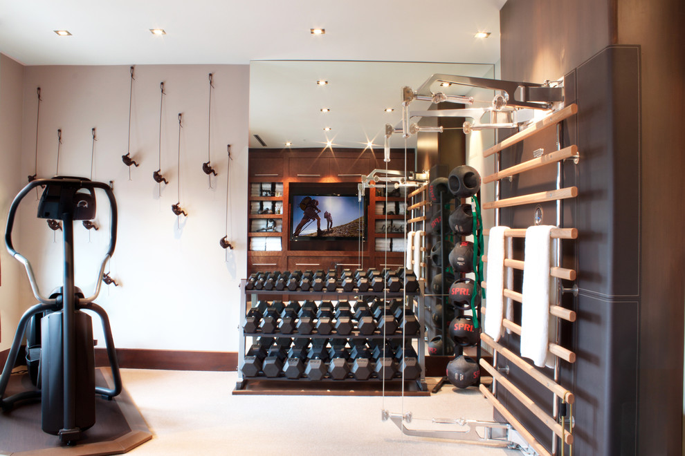 Inspiration for a transitional beige floor home weight room remodel in Chicago