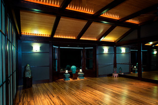 Modern Yoga Studio with Natural Light (Buyout)