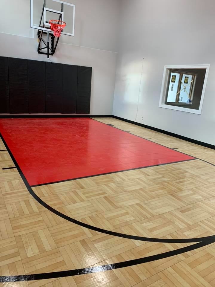 SNAPSPORTS® Indoor Basketball Court w/ Tuffshield Maple Surfacing