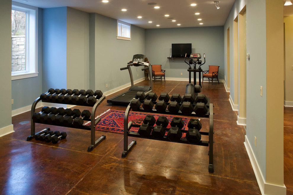 Inspiration for a traditional home gym in Minneapolis.