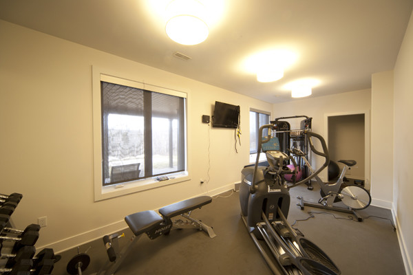 Inspiration for a timeless home gym remodel in Other
