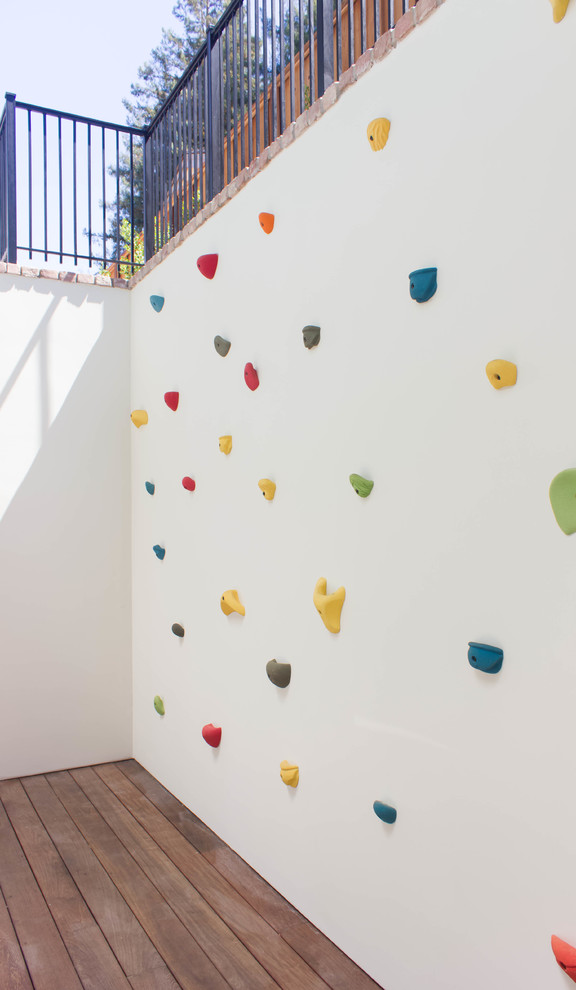 Inspiration for a small contemporary home climbing wall in San Francisco.