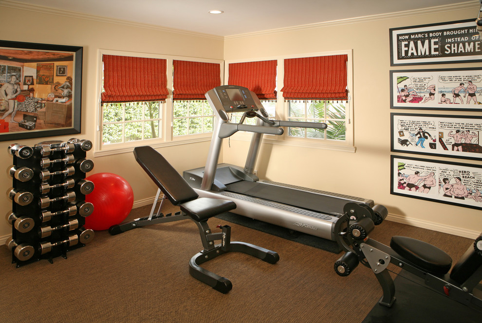 Example of a transitional home gym design in Los Angeles