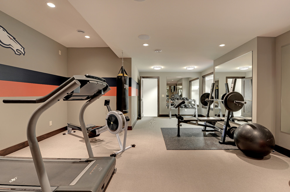 Transitional home gym photo in Minneapolis