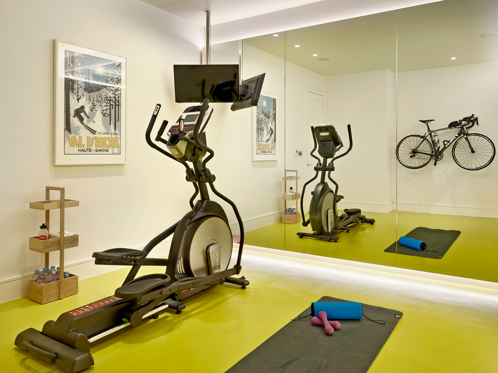 Moderner Fitnessraum in London