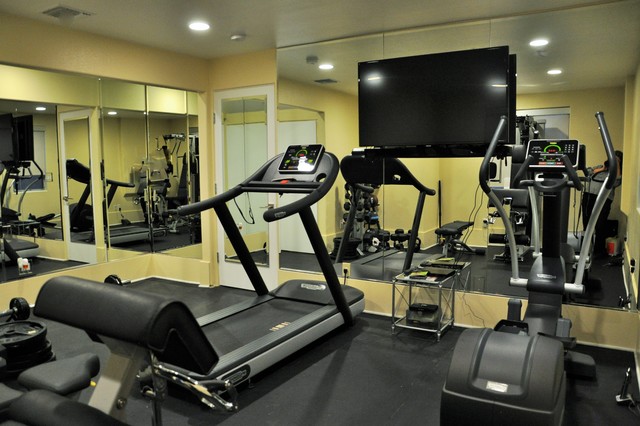White Residence- GYM- by MGS architecture - Traditional - Home Gym ...