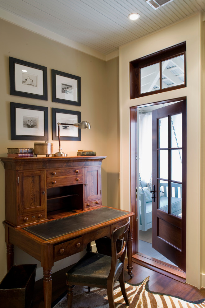 Inspiration for a timeless home office remodel in Atlanta