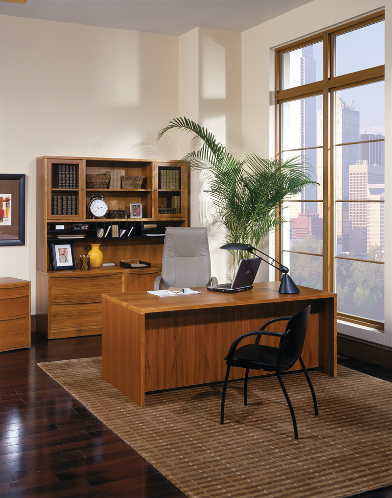 Contemporary home office in Oklahoma City.
