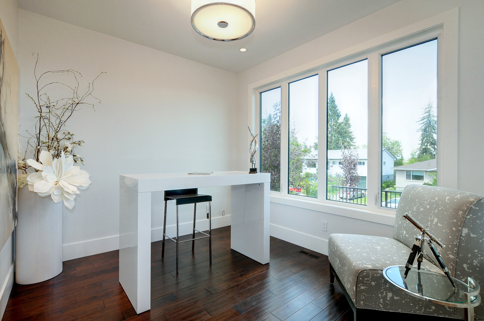Design ideas for a contemporary home office in Calgary.