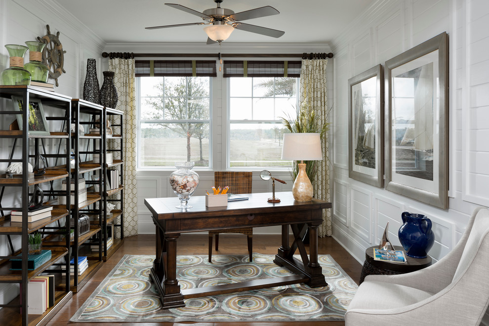 Inspiration for a craftsman home office remodel in Jacksonville