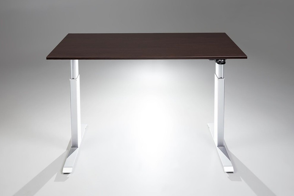 Imagen de despacho minimalista extra grande con escritorio independiente