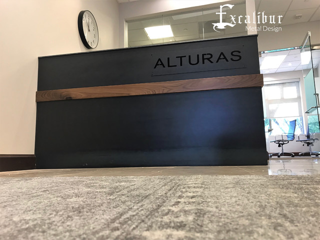 Alturas Reception Desk Industrial, Metal Industrial Reception Desktop