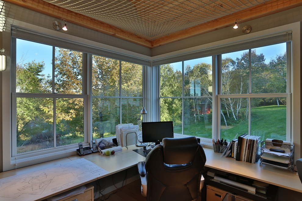 Inspiration for a transitional home office remodel in Portland Maine