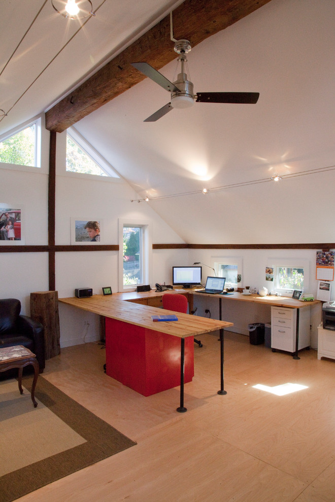 Barn home office Contemporary Home Office Philadelphia by