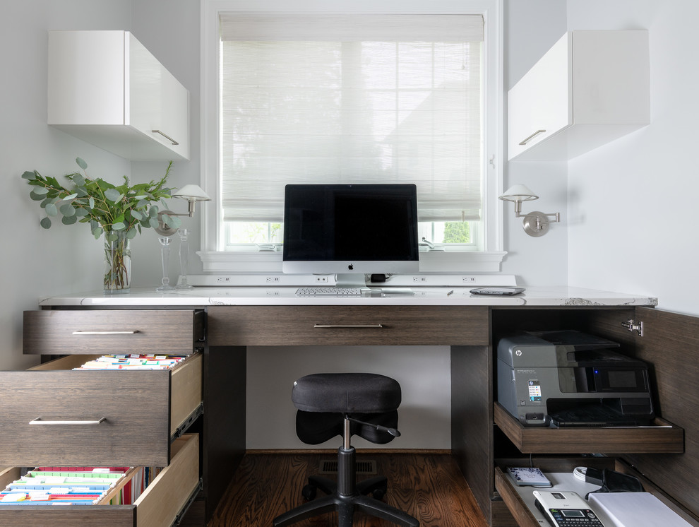 Photo of a contemporary home office in DC Metro.