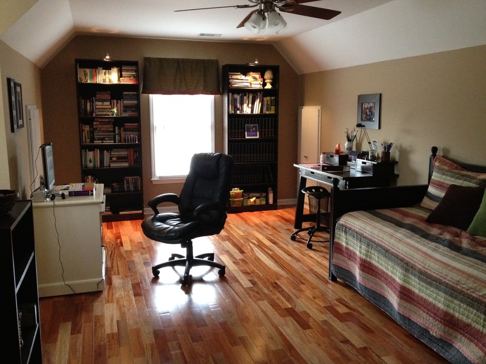 Bonus room - Traditional - Home Office - Atlanta | Houzz