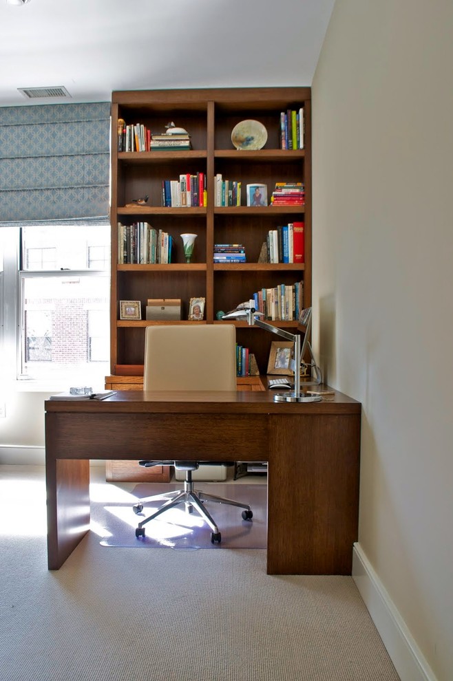 Example of a minimalist home office design in Boston