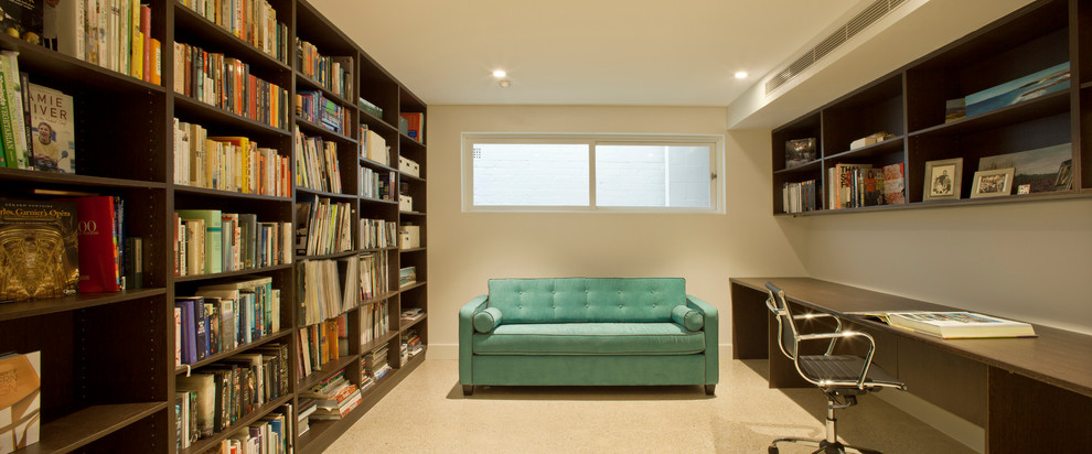 シドニーにあるコンテンポラリースタイルのおしゃれなホームオフィス・書斎の写真