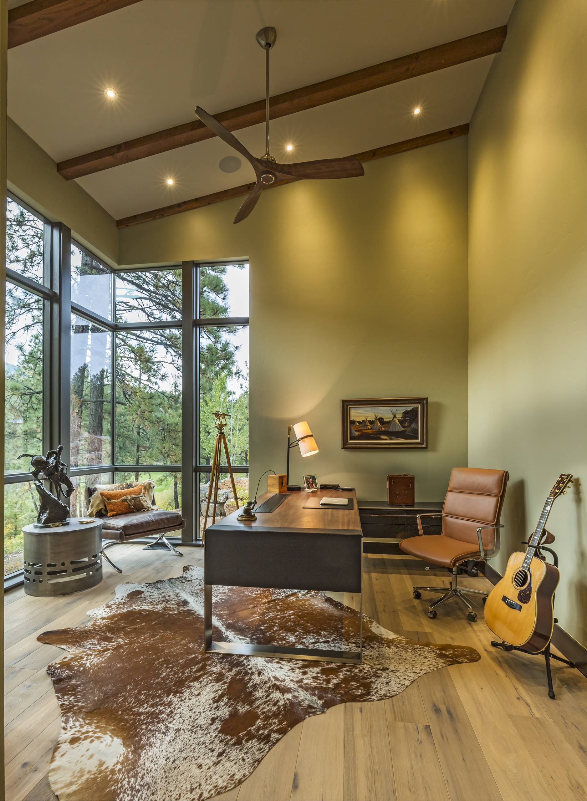 https://st.hzcdn.com/simgs/pictures/home-offices/certified-luxury-builders-veritas-fine-homes-telluride-co-custom-home-g-terbrock-luxury-homes-img~a4a11cd20b82ab5f_14-6424-1-4739504.jpg