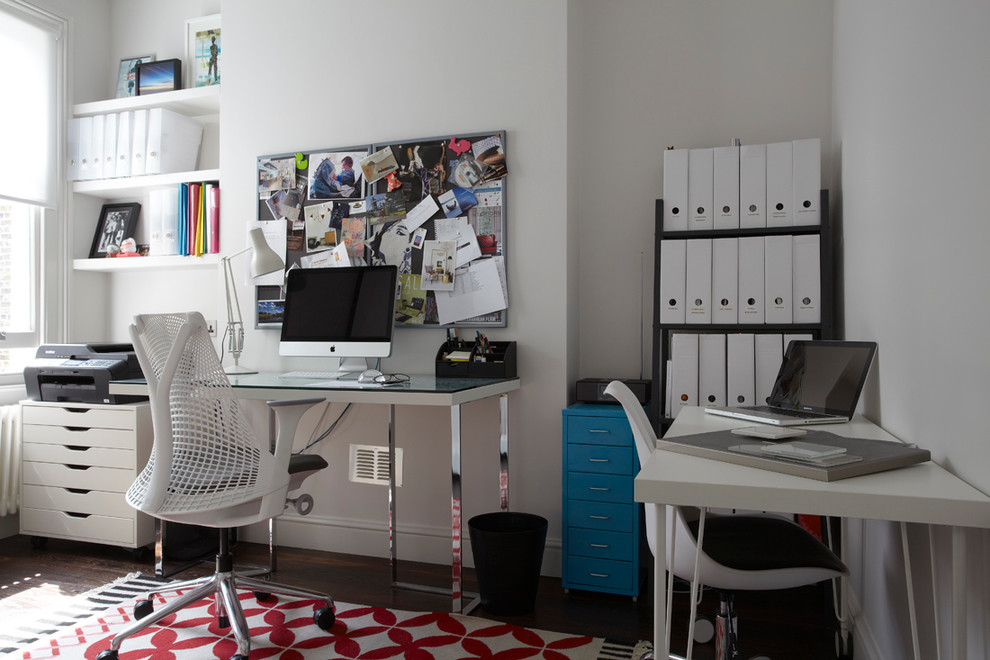 Trendy home office photo in London