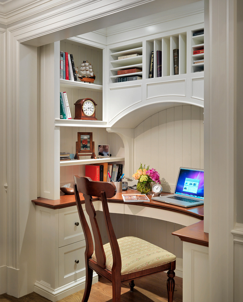Inspiration for a classic home office in Boston.