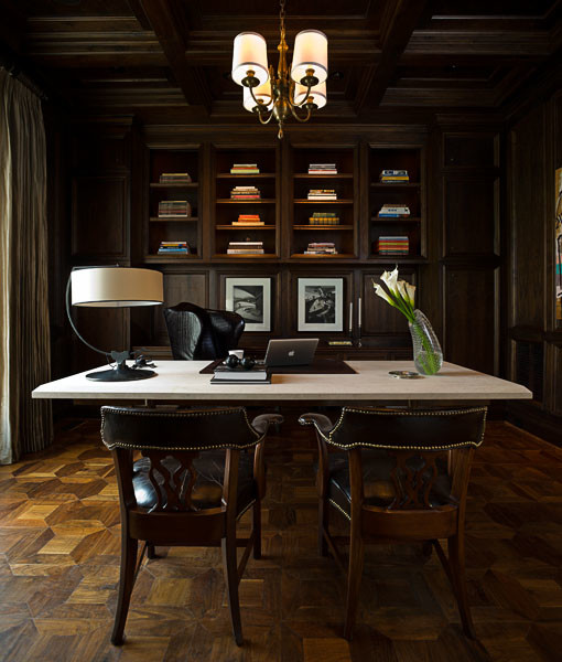 Inspiration for a classic home office in Miami.