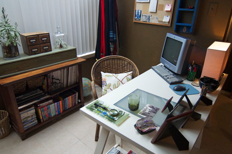 Eclectic home office photo in Dallas