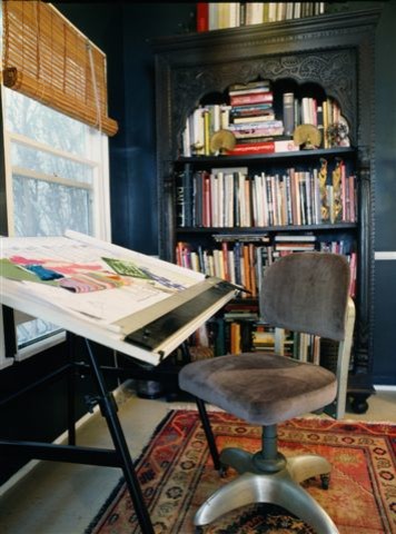 Example of a trendy home office design in Los Angeles
