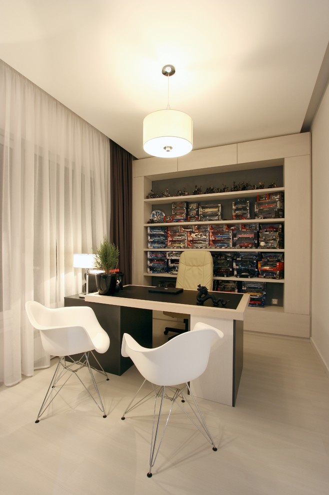 Home office - contemporary home office idea