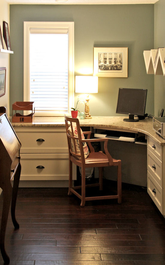 Home office - traditional home office idea in Calgary