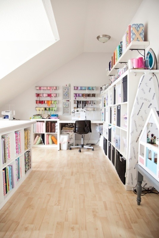 ソルトレイクシティにあるトラディショナルスタイルのおしゃれなホームオフィス・書斎の写真