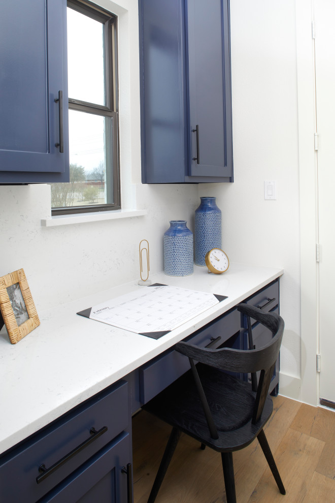 Edgewood Model in Frisco, TX by Shaddock Homes Home Office Dallas