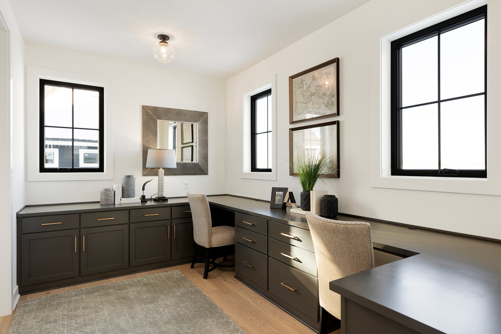 Fairmount 2019 (Lakeville, MN) Transitional Home Office