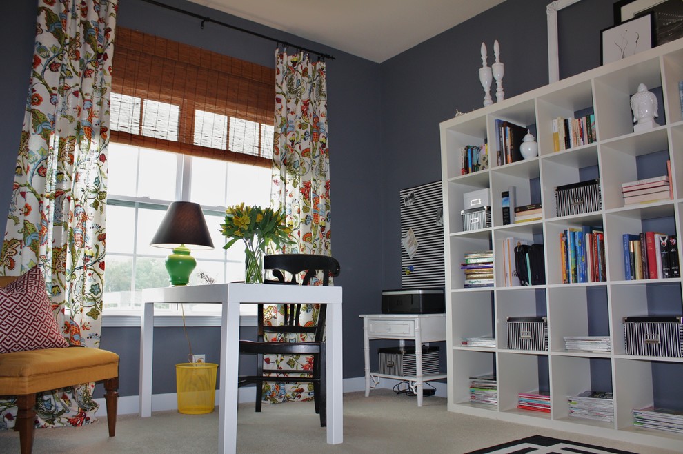 Home office - contemporary home office idea in Charlotte