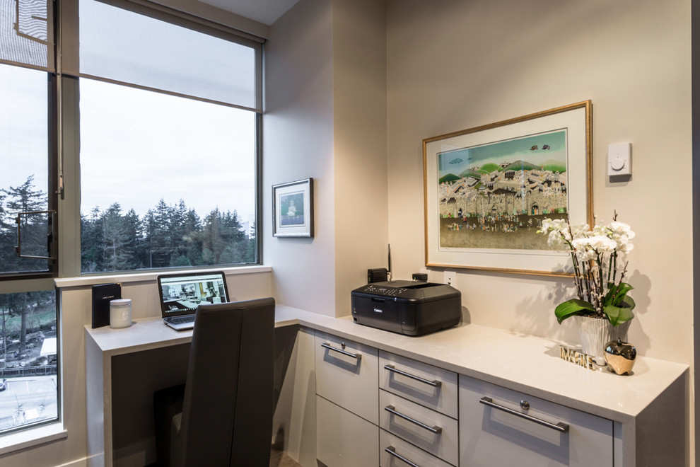 Hampton Place UBC Modern Home Office Vancouver by Designs by
