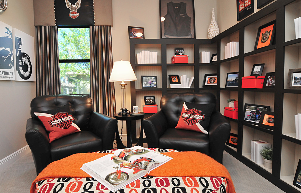 Home office - eclectic home office idea in Orlando