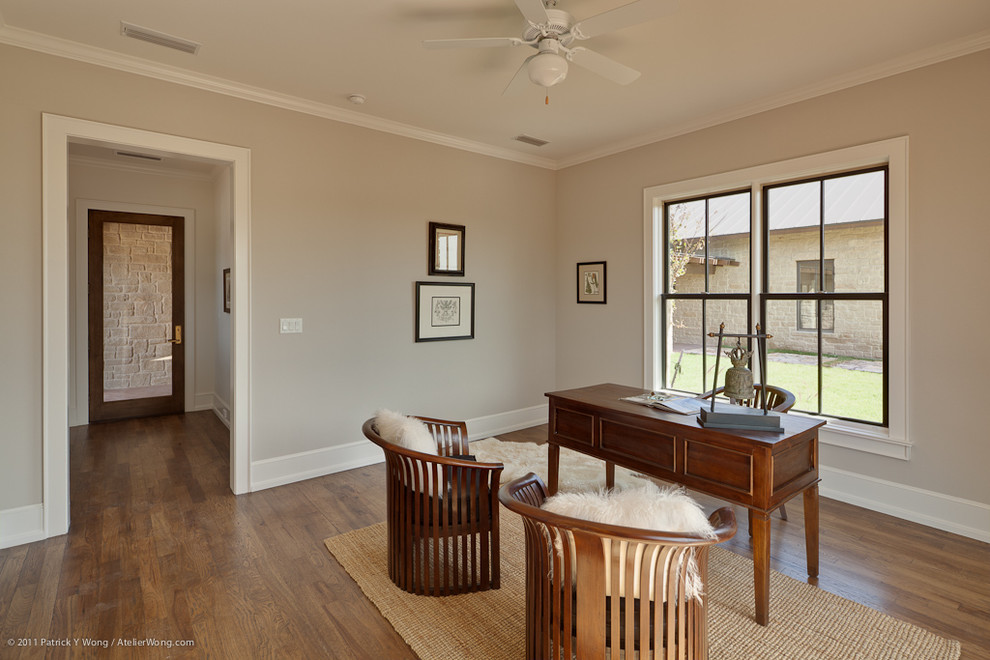 Transitional home office photo in Austin