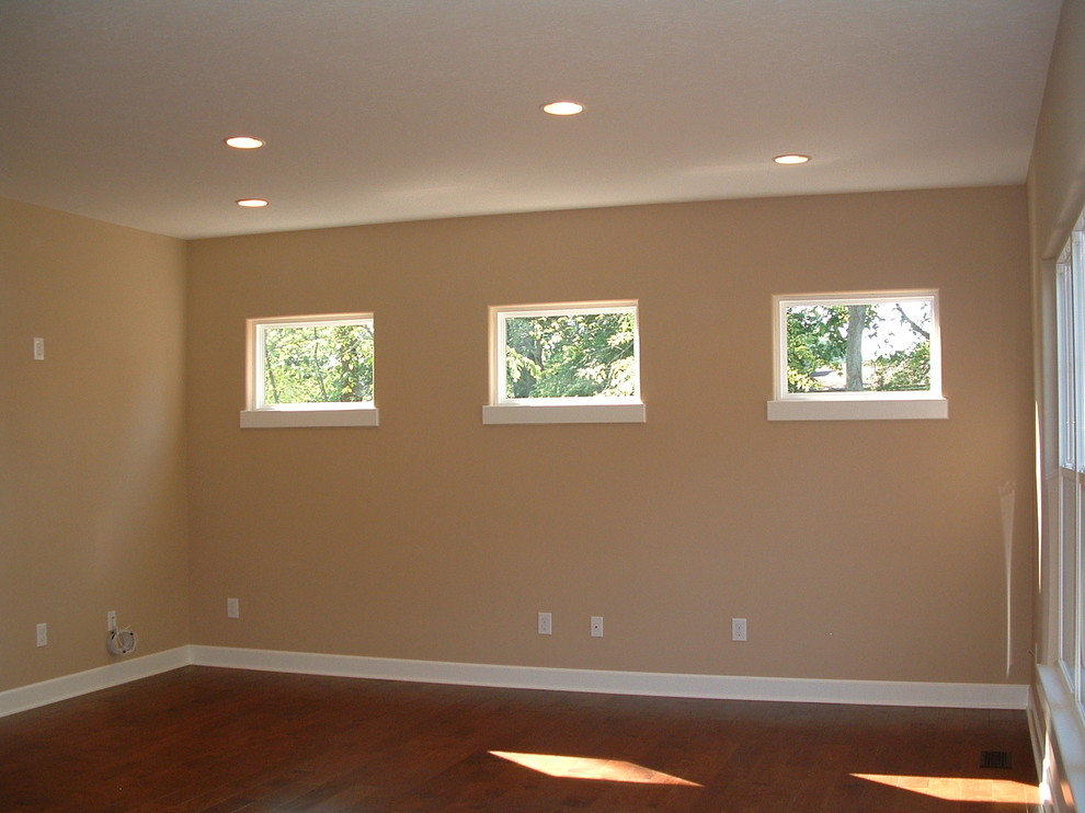 Example of a home office design in Columbus