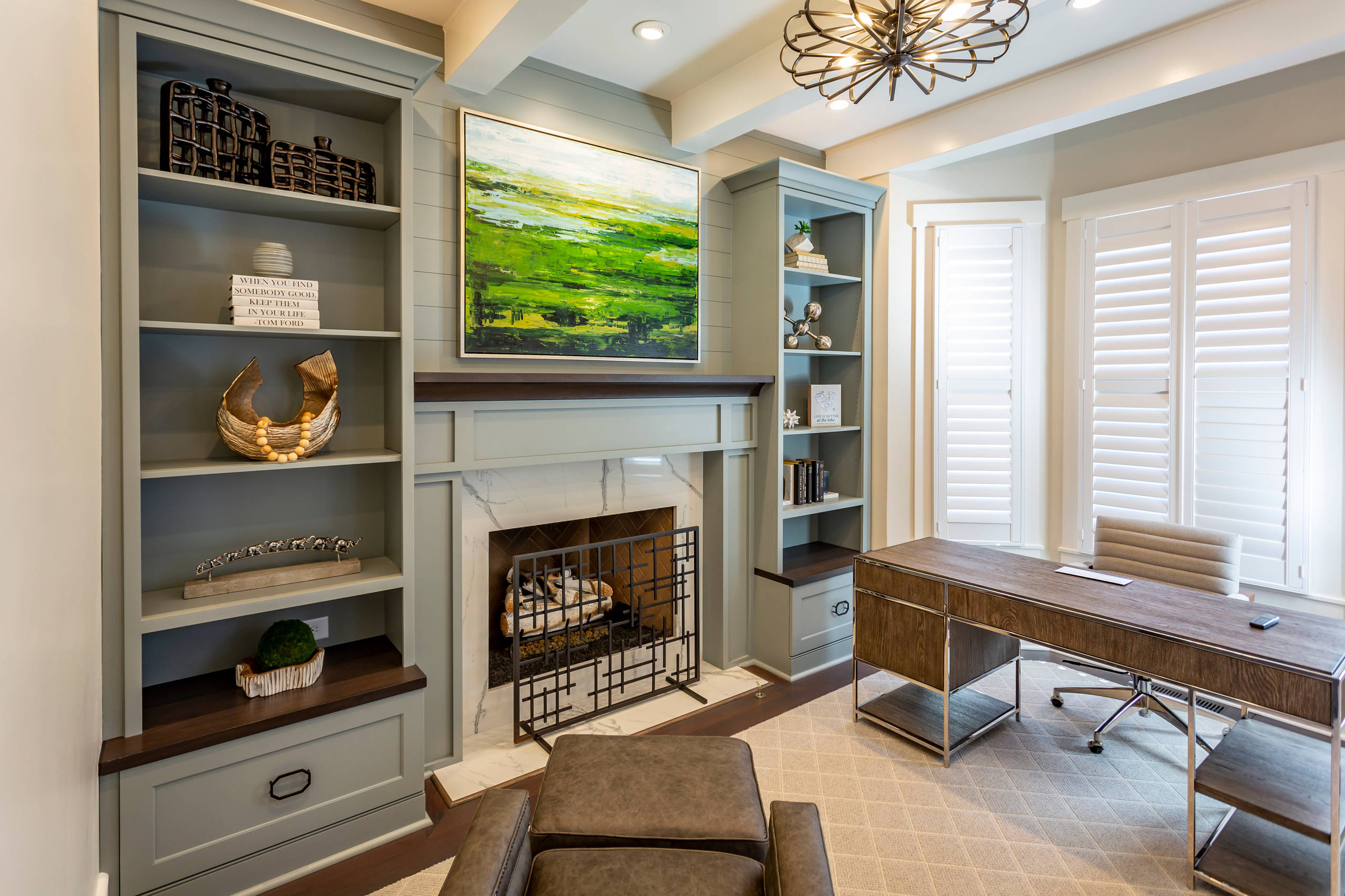 75 Beautiful Home Office with a Standard Fireplace Ideas and Designs - May  2023 | Houzz UK