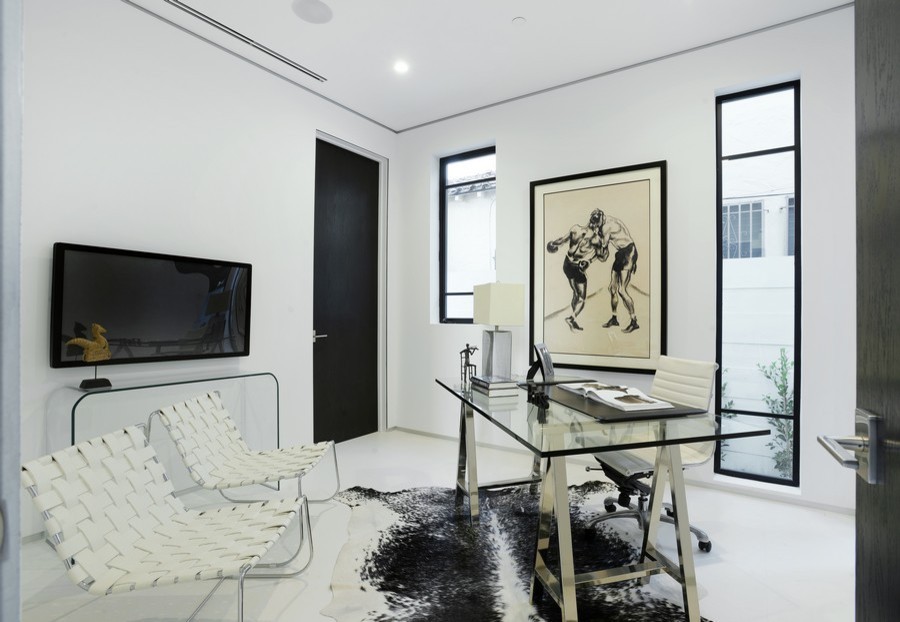Inspiration för ett stort funkis arbetsrum, med vita väggar, klinkergolv i keramik och ett fristående skrivbord