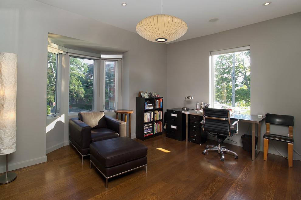 Example of an eclectic home office design in Toronto
