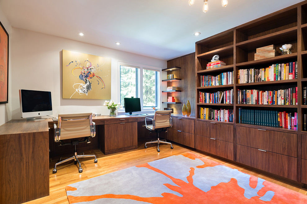 Inspiration for a contemporary home office remodel in New York
